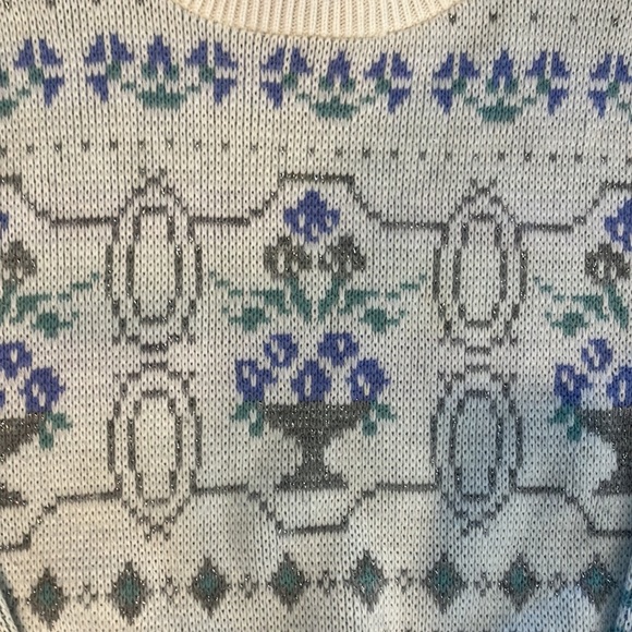 Vintage Cape Cod mock turtleneck sweater with metallic - Picture 2 of 9